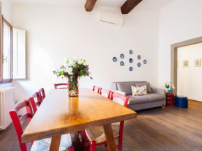 Spacious apartment by Duomo